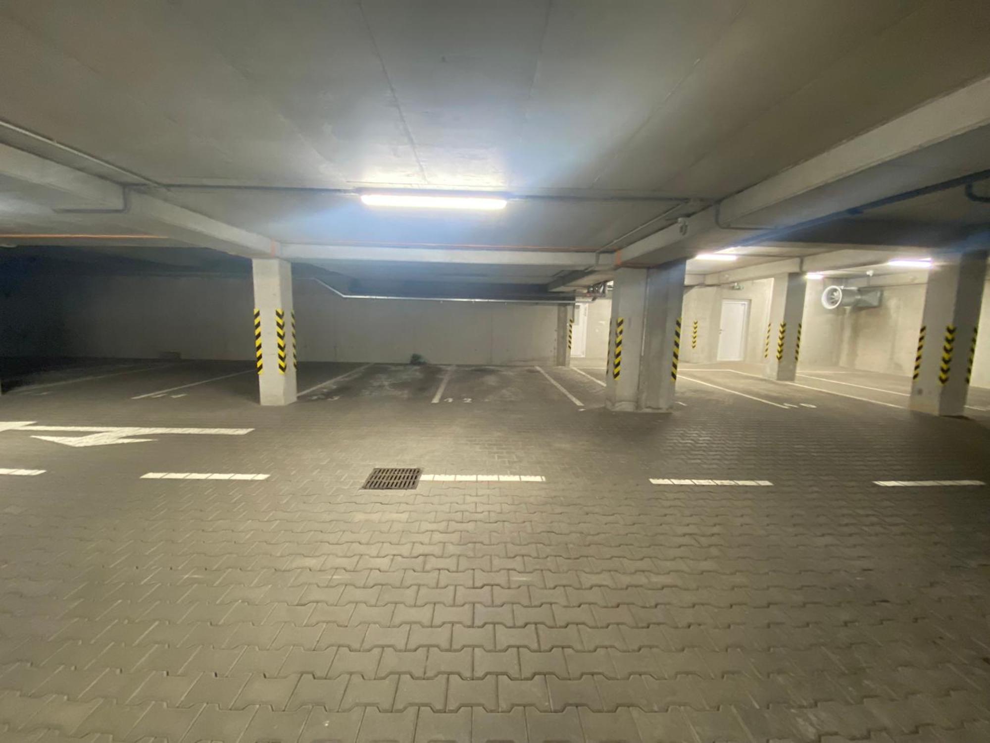 Apartment Mala Praha & Parking In The Garage Žilina Eksteriør bilde